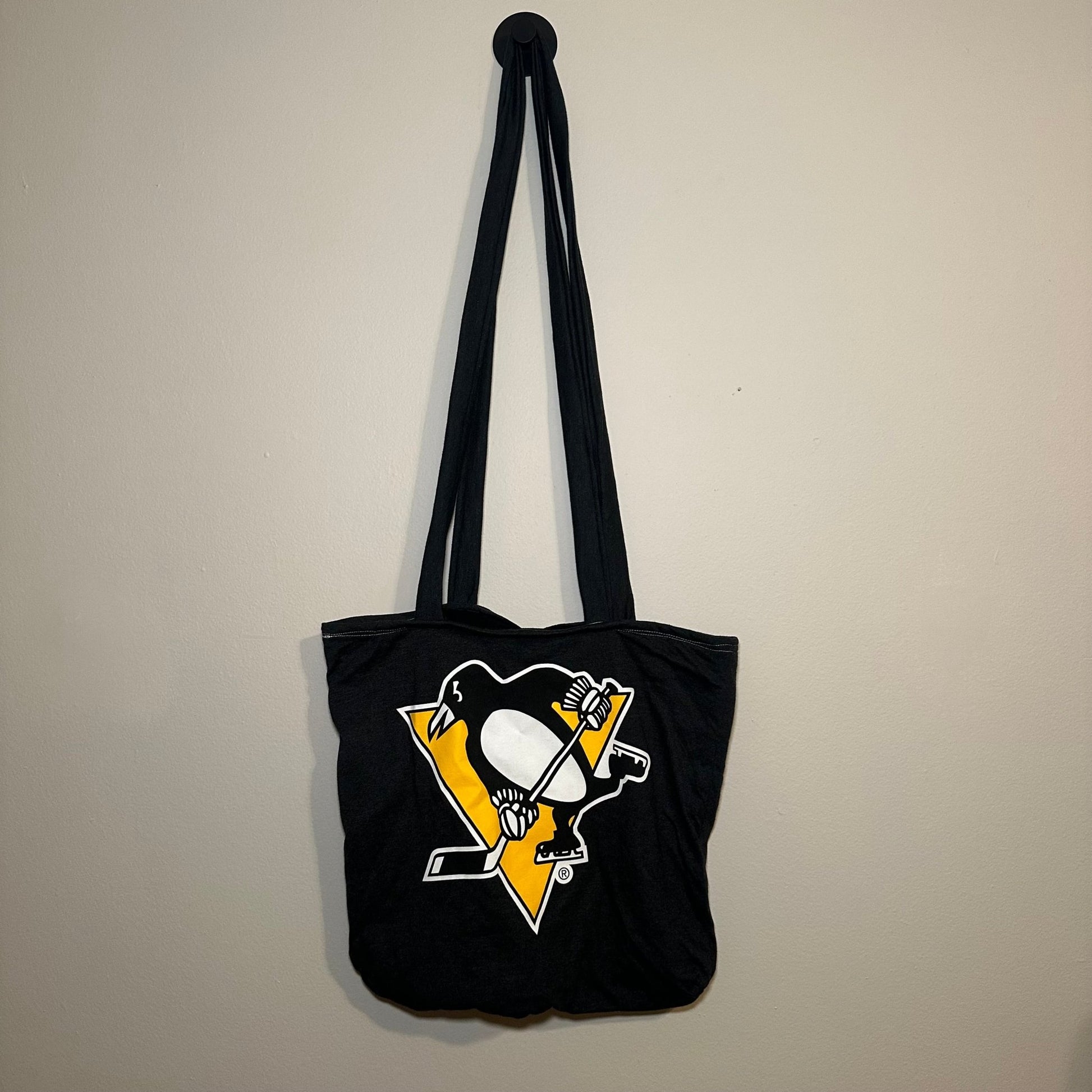 Pittsburgh Penguins Tote Bag - ONNA by gsochic