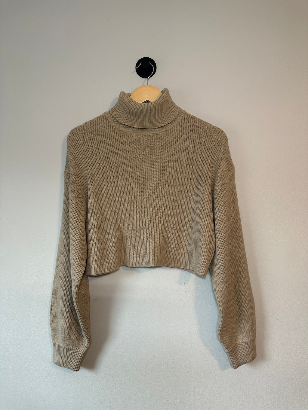 Cropped Turtleneck