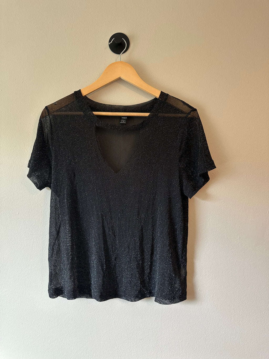 Mesh V-neck