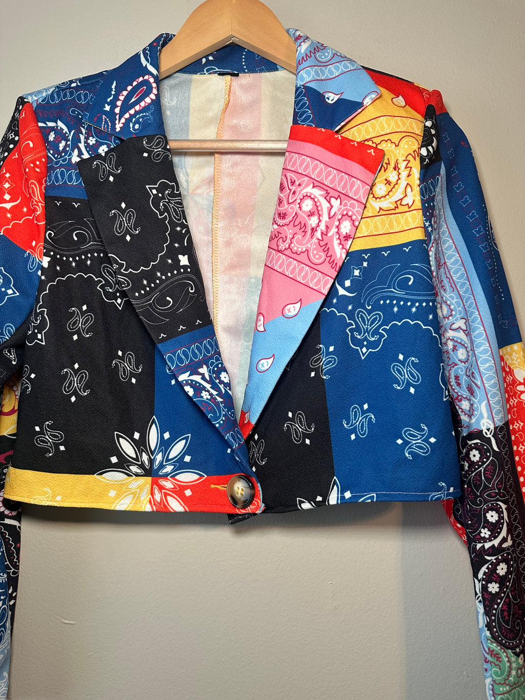 Cropped Blazer
