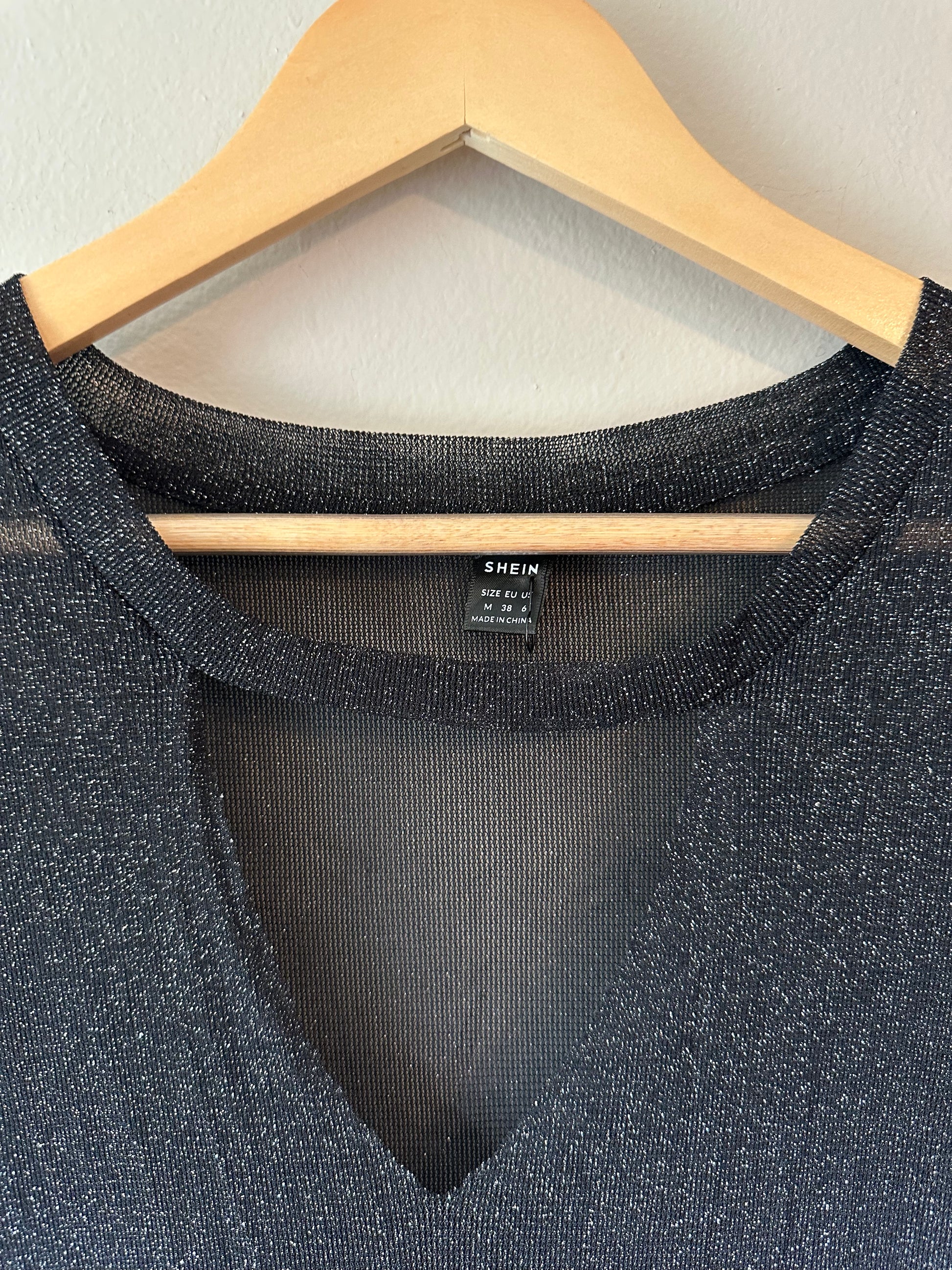 Mesh V-neck