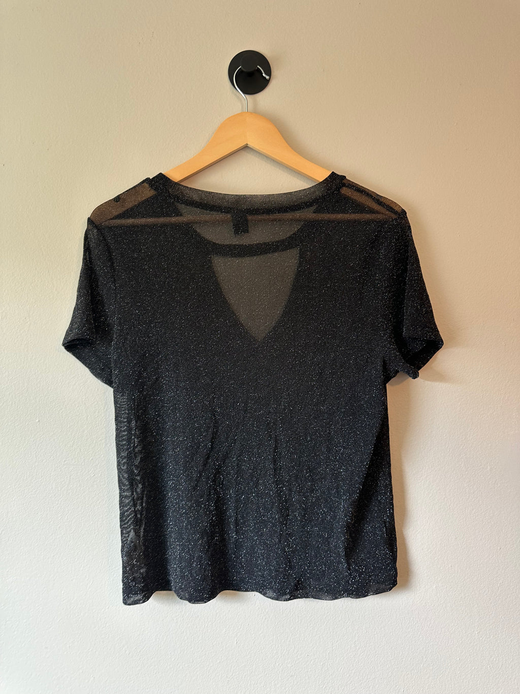 Mesh V-neck