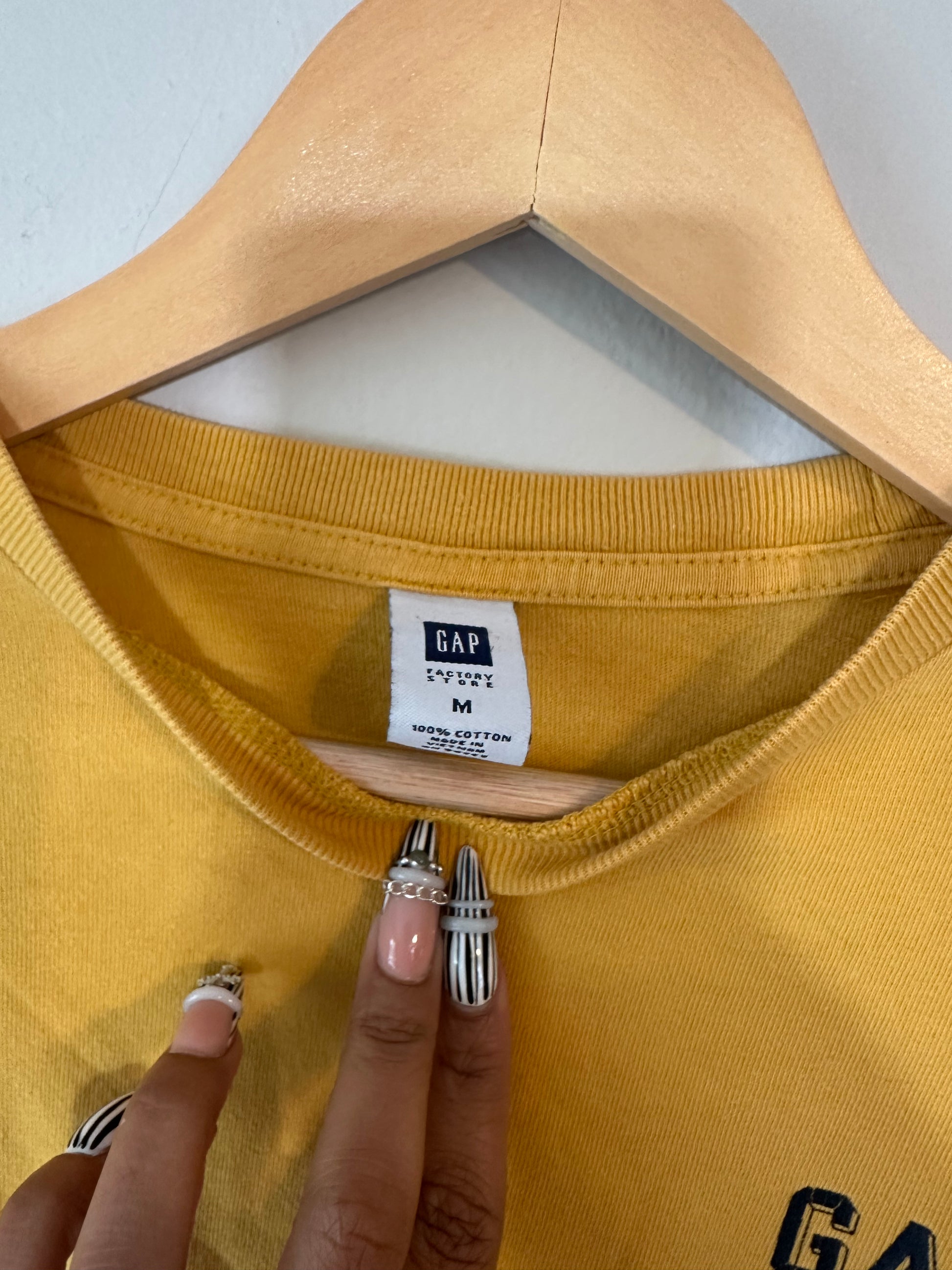 GAP Long Sleeve Tee