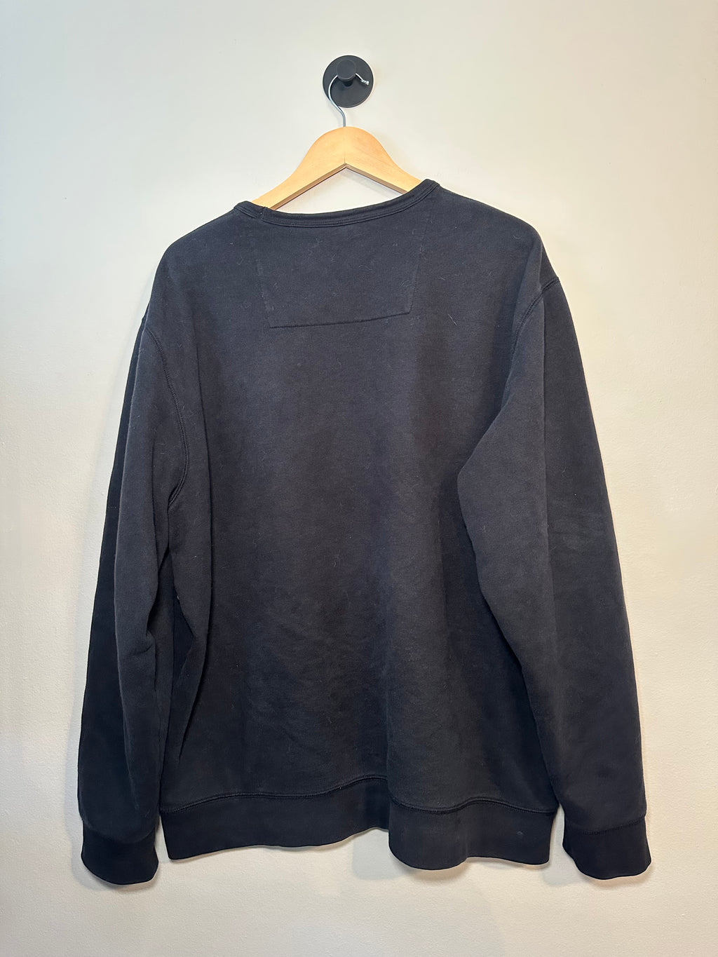 ONNA Logo Crewneck