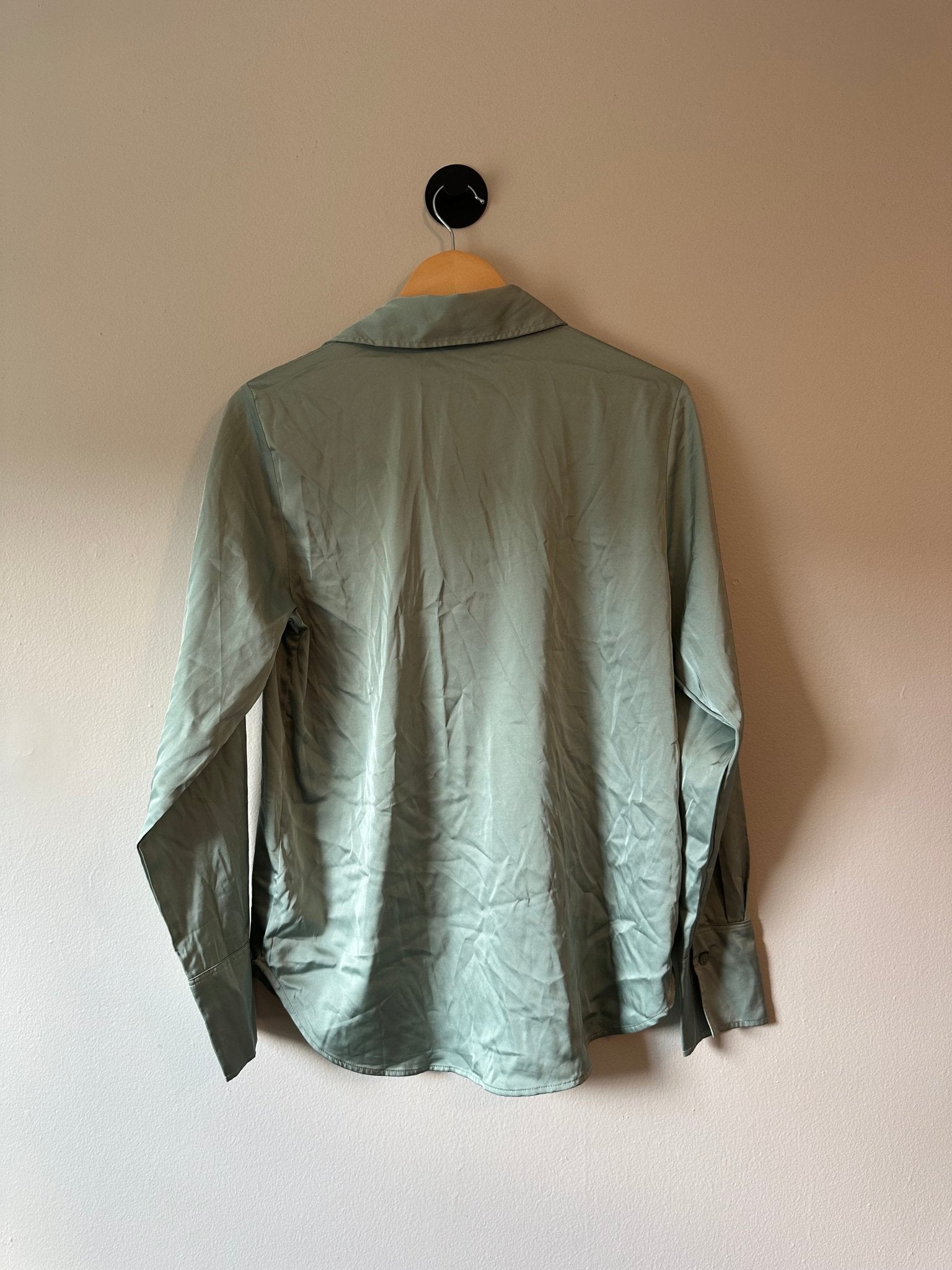 Button Down - ONNA by gsochic