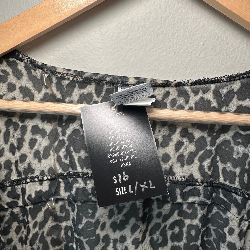 Cover Up - ONNA by gsochic