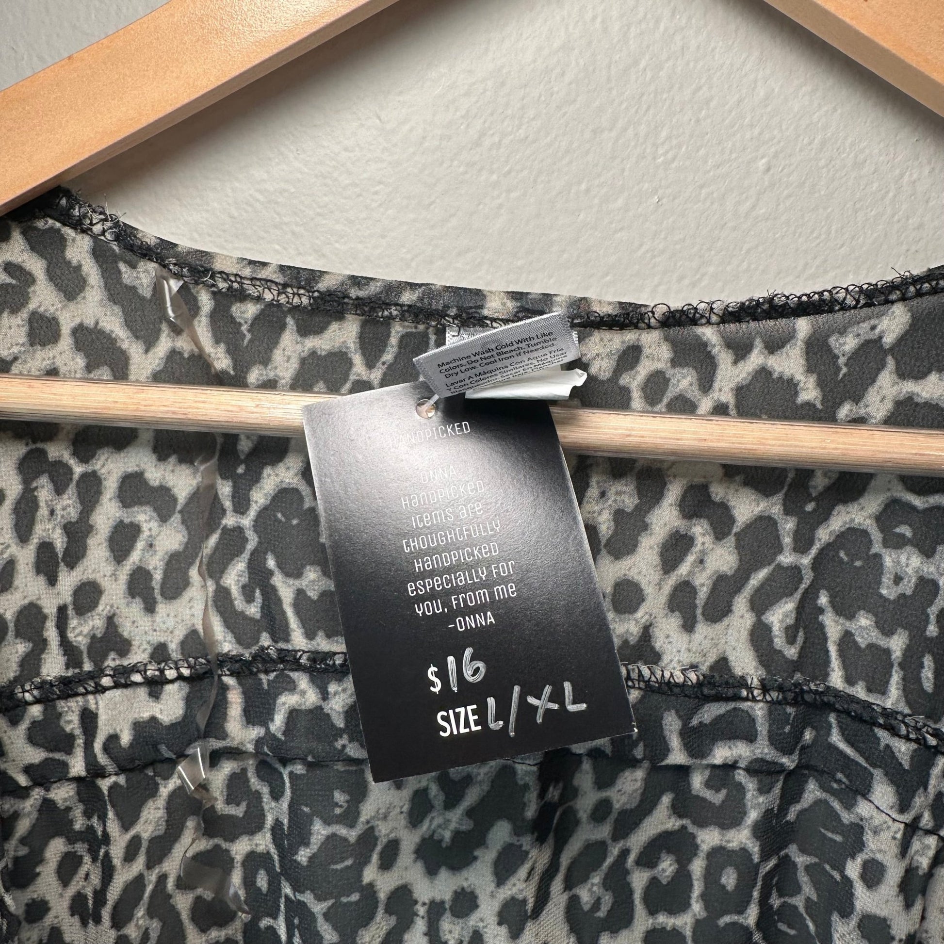 Cover Up - ONNA by gsochic