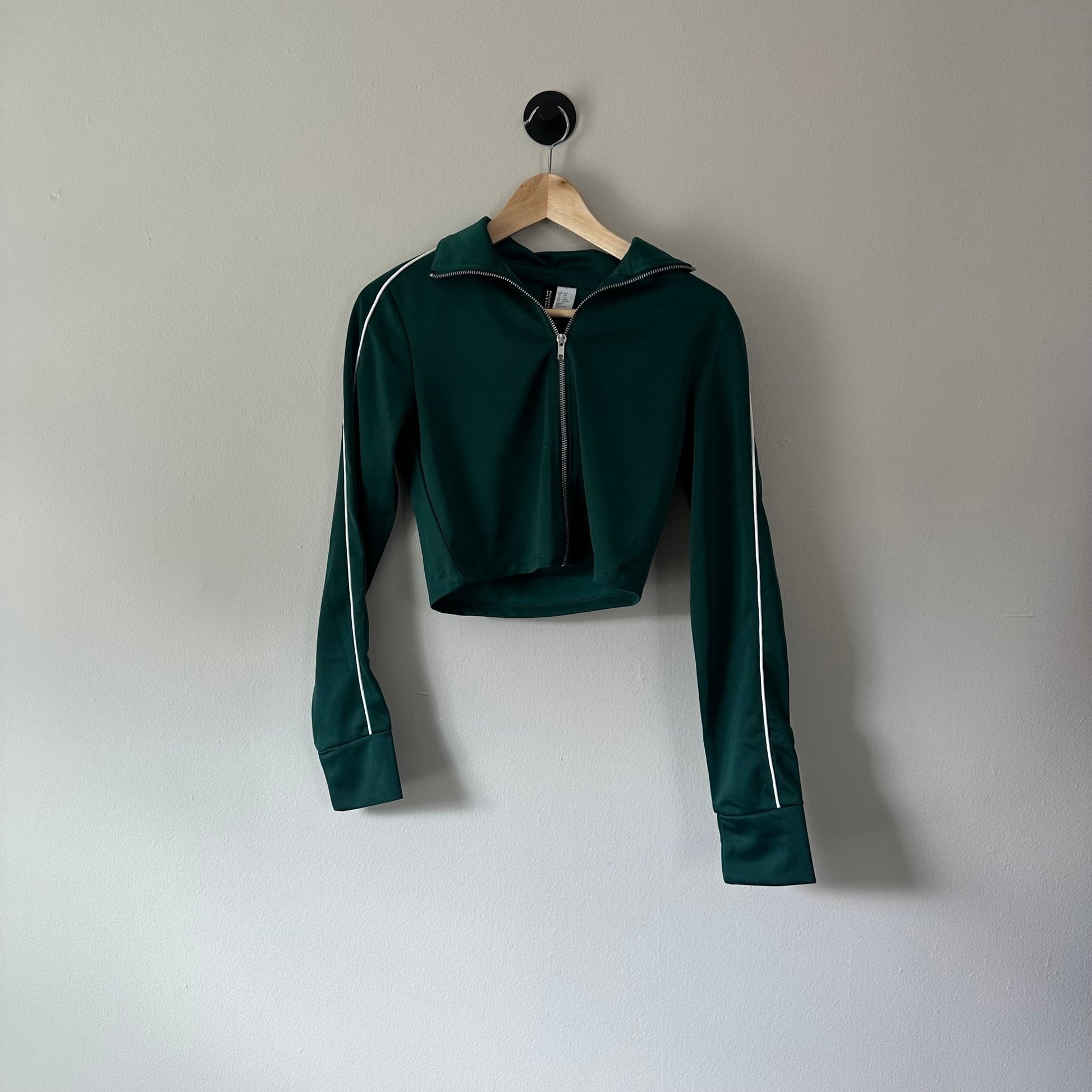 Cropped Zip Up - ONNA by gsochic