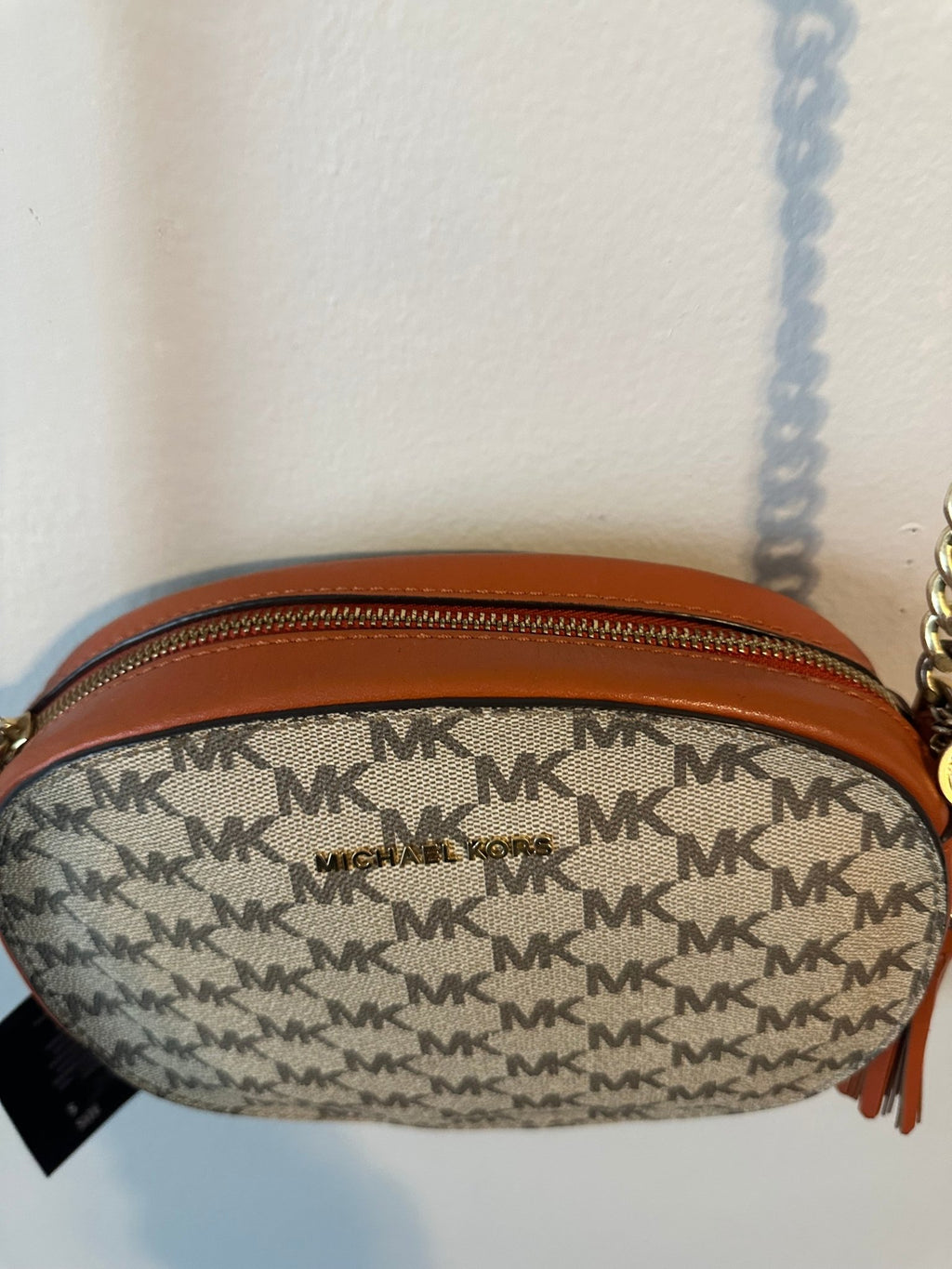 Michael Kors Crossbody - ONNA by gsochic