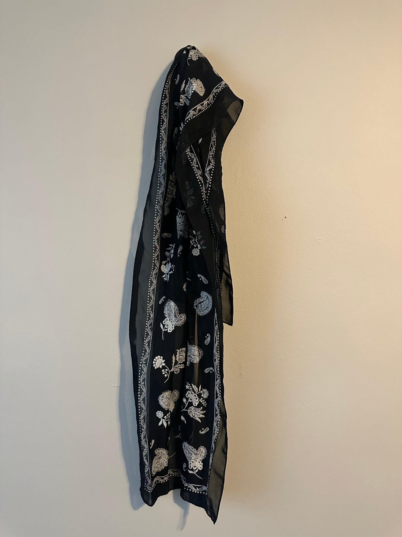 Scarf - ONNA by gsochic