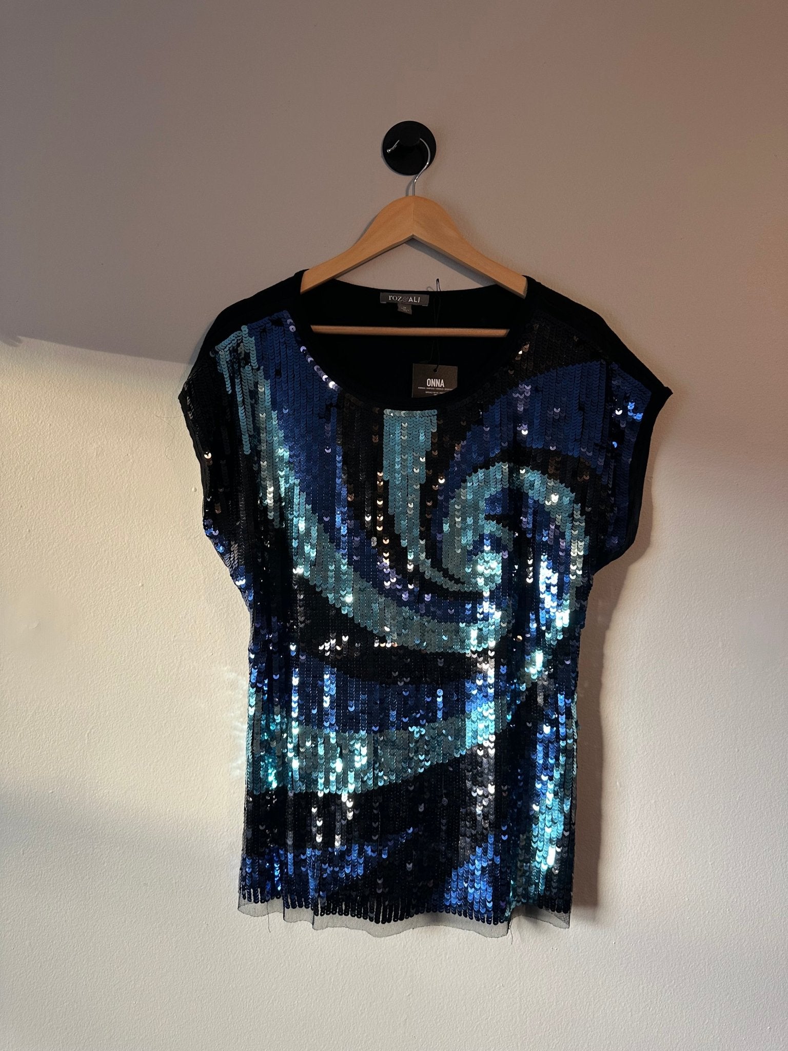 Sequin Top - ONNA by gsochic