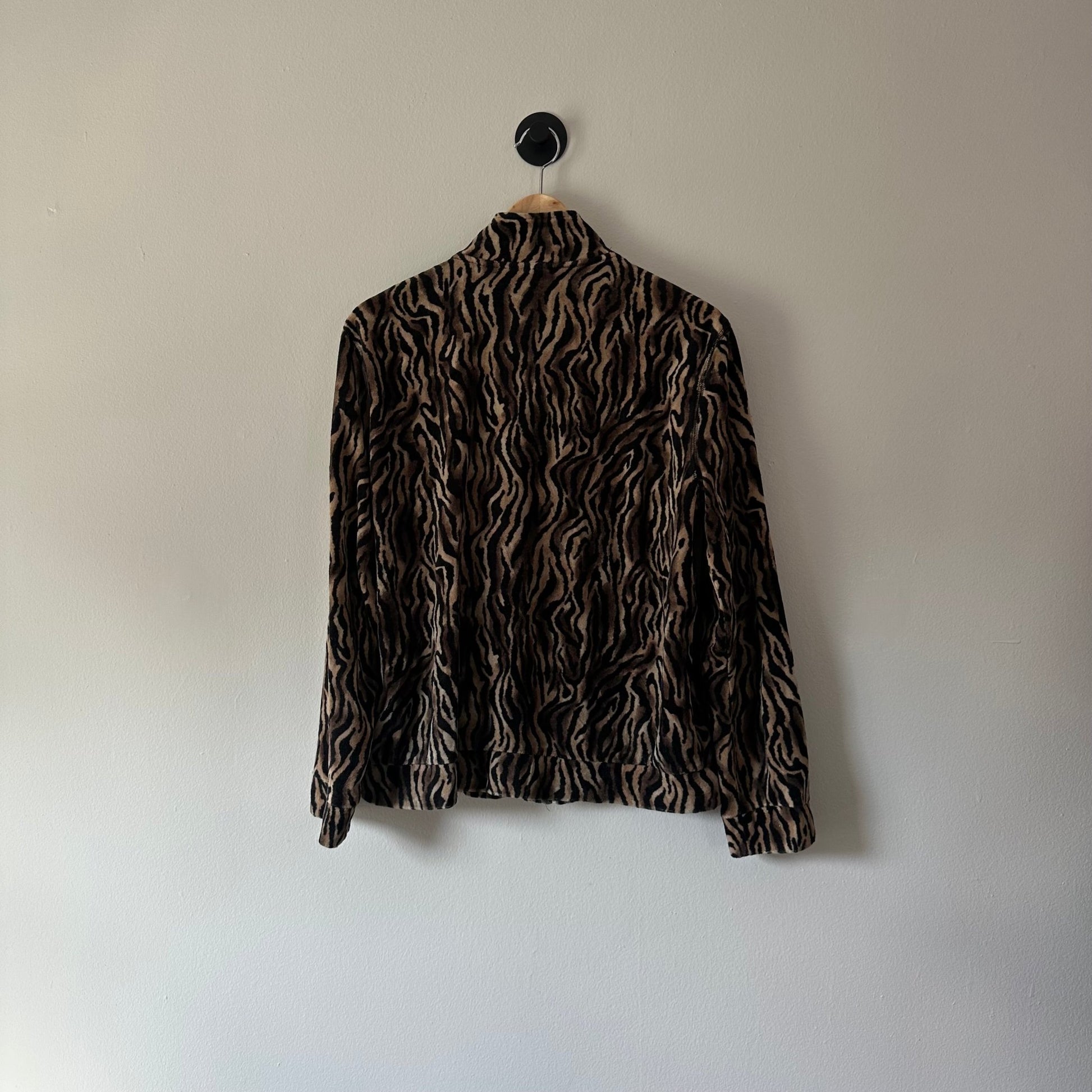 Zip Up - ONNA by gsochic